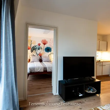 Festwiese - Modernes Nahe Neustadter Innenstadt Apartment Neustadt an der Weinstrasse